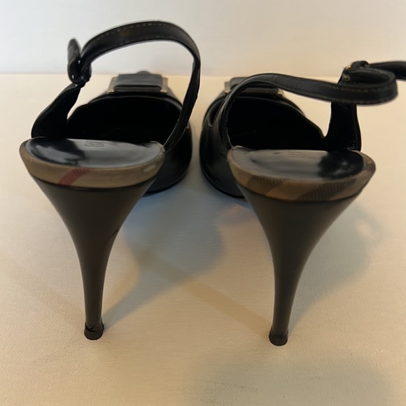 Burberry Black Sling Back - Picture 4 of 10